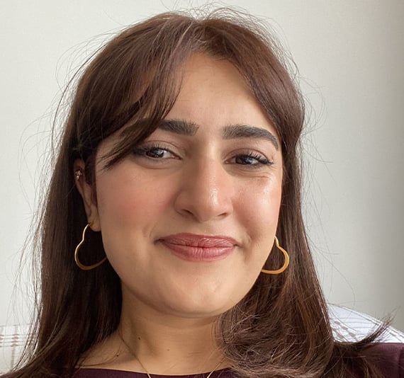 Delal YEŞİLYURT