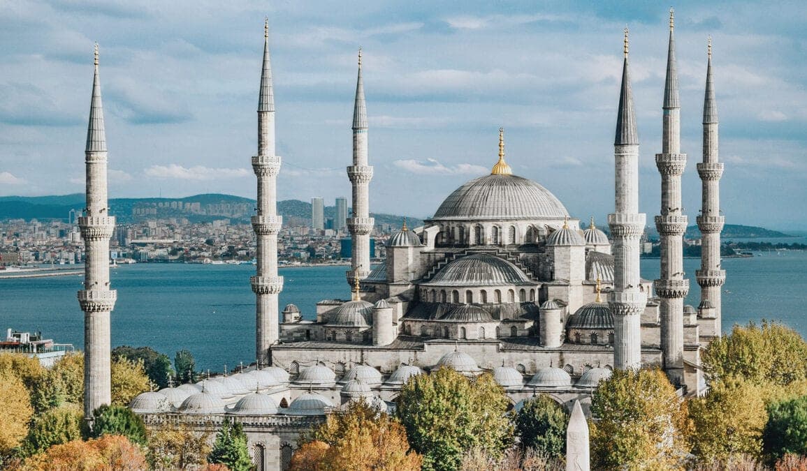 Sultanahmet Camii: İstanbul'un Kalbi!